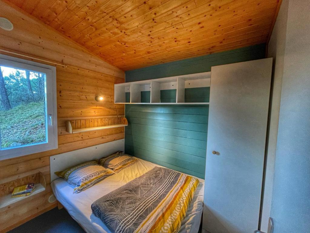 Village De Chalets Joyeuse Bagian luar foto